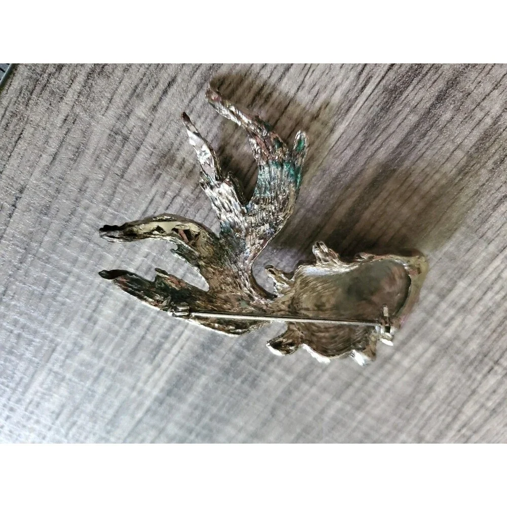 Beautiful Vintage Silver-Toned Fancy Goldfish / Black Moor Brooch Pin